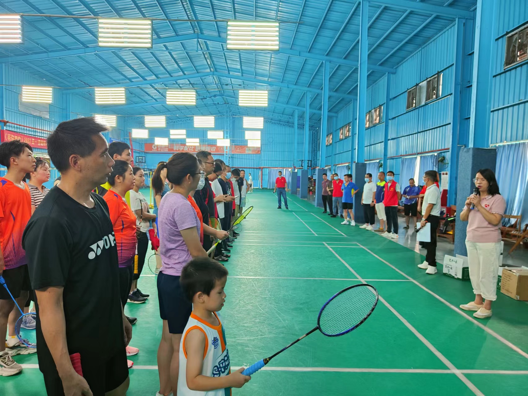 2.“羽”你同行，與黨同心——羽毛球友誼賽.jpg